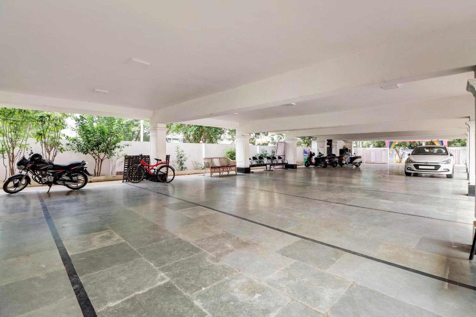 Hotel O Rd Conventions Visakhapatnam Exterior foto